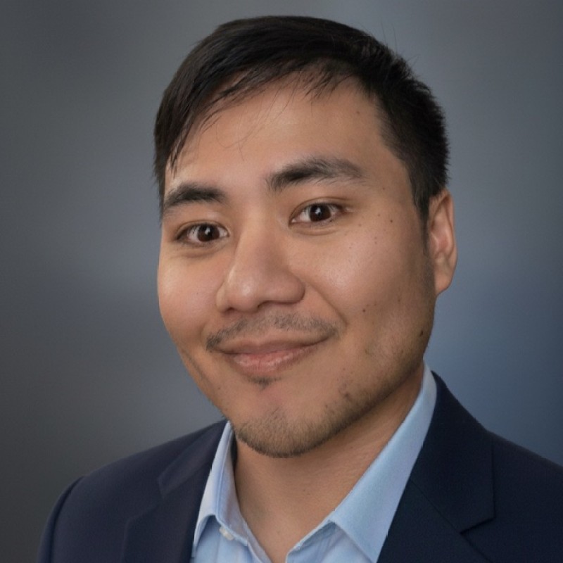 Headshot of Justin Barias